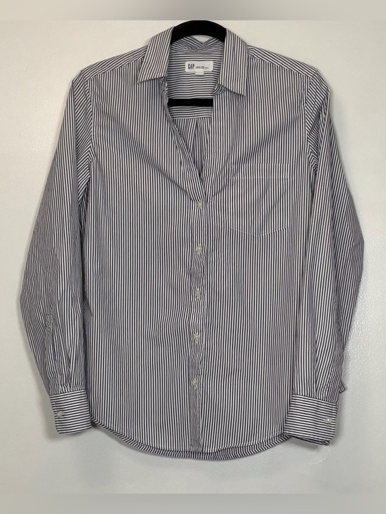 GAP Tops - GAP Women’s Perfect Shirt 80s Superfine Poplin Navy and White